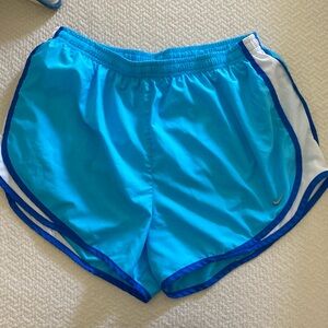 Nike athletic shorts size large